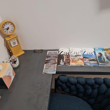 Lux Room 303 扎达尔 外观 照片